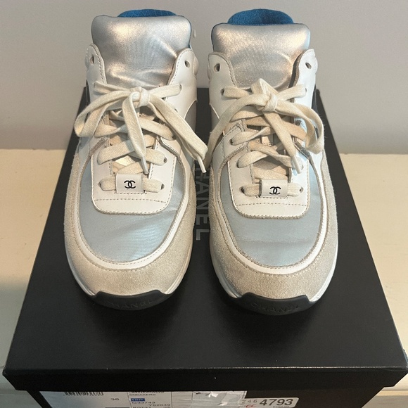 CHANEL White and Blue Sneakers with Cushioned Soles - Picture 2 of 12